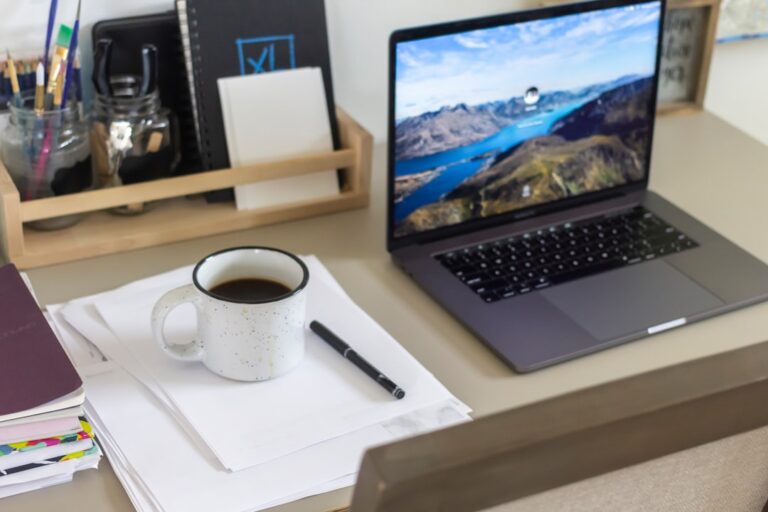 Discover the Best Office Supplies for Your Home Workspace